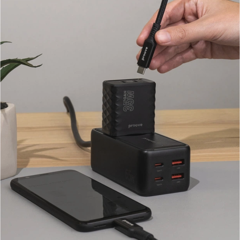Proove Homester PD-03 GaN Pagarinātājs ar 65W USB-C PD, USB un Rozeti (3250W, Melns)
